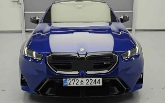 인천중고자동차판매사이트 M5 7세대 4.4 매물 사진 8 - 2025/12 7,926km